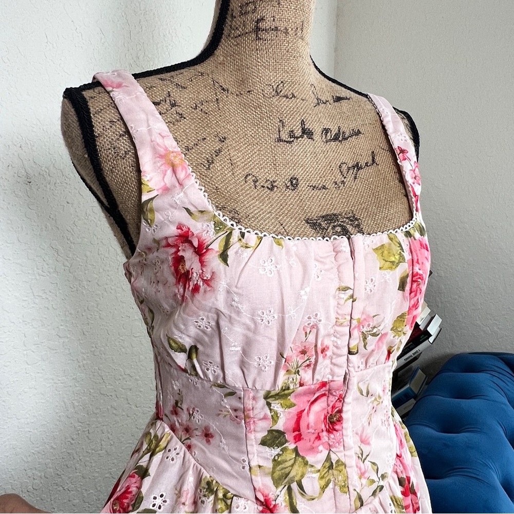 Floral Pink Vintage-Style Sundress - Picture 10 of 12